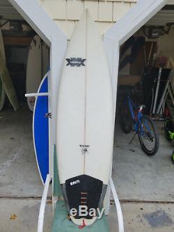 5'8 XXX Flyboy Surfboard with high performance fin set/ GREAT DEAL