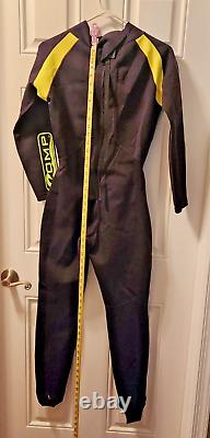 COMP Womens Full Body Wetsuit Size 9/10 Surfing Kayaking Beach Paddle Board Swim