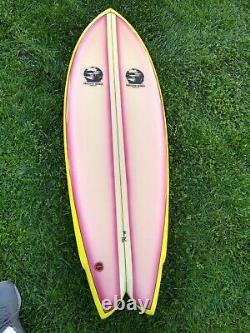 Vintage Freeline Surfboard, John Mel, Glassed on Twin Fins, exclt. Santa Cruz