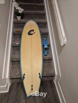 WRV Wave Riding Vehicles Surfboard 5'10 x 18 1/2 x 2 3/4 Dolphin Designs